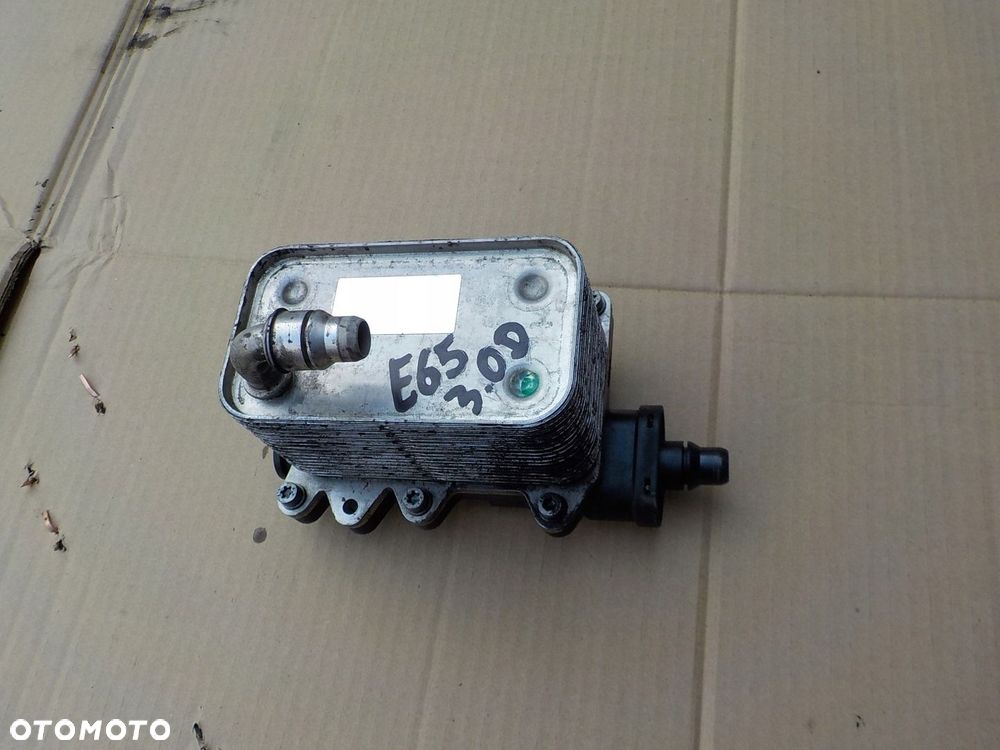 chłodnica oleju skrzyni bmw e65 3,0 d 235411908 - 1