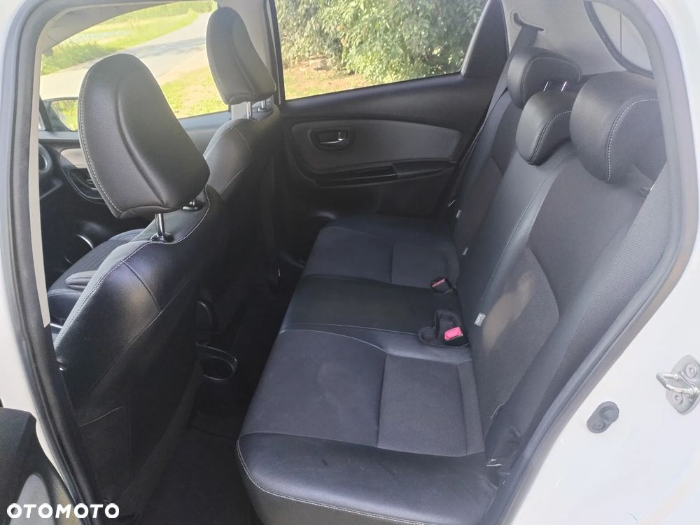 Toyota Yaris 1.5 VVT-i Comfort mit Design Paket - 13