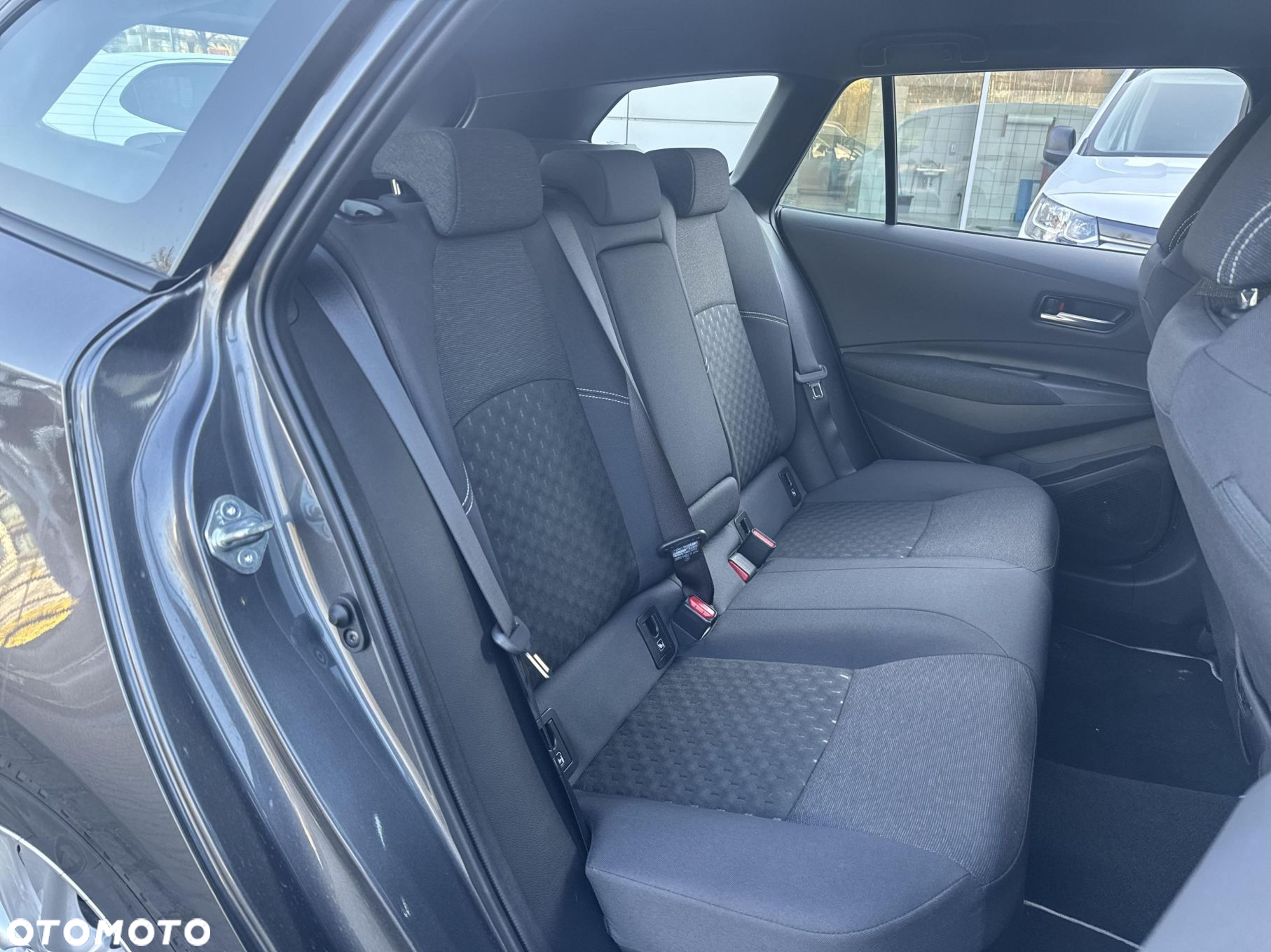 Toyota Corolla - 24