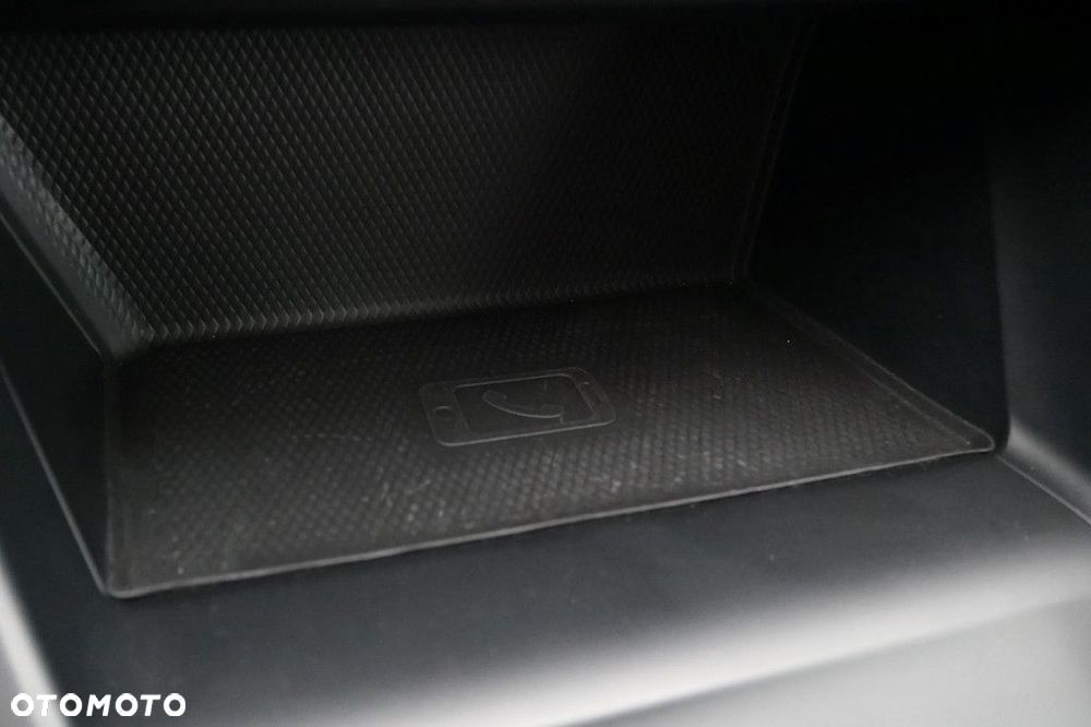 Volkswagen Golf - 19