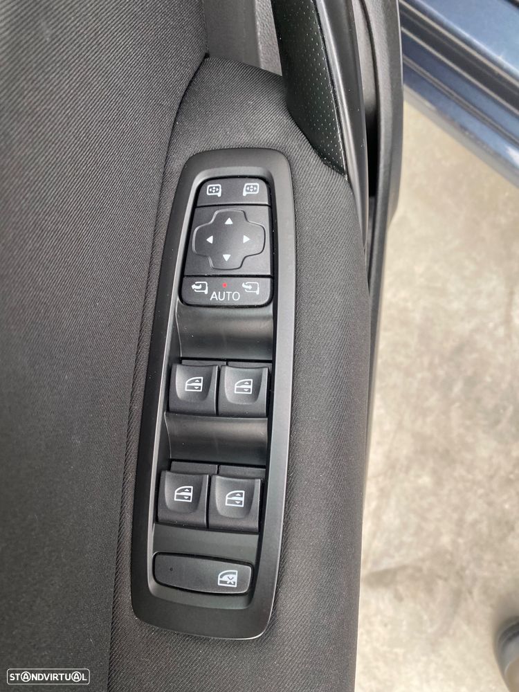 Renault Mégane ENERGY dCi 110 Start & Stop Dynamique - 24