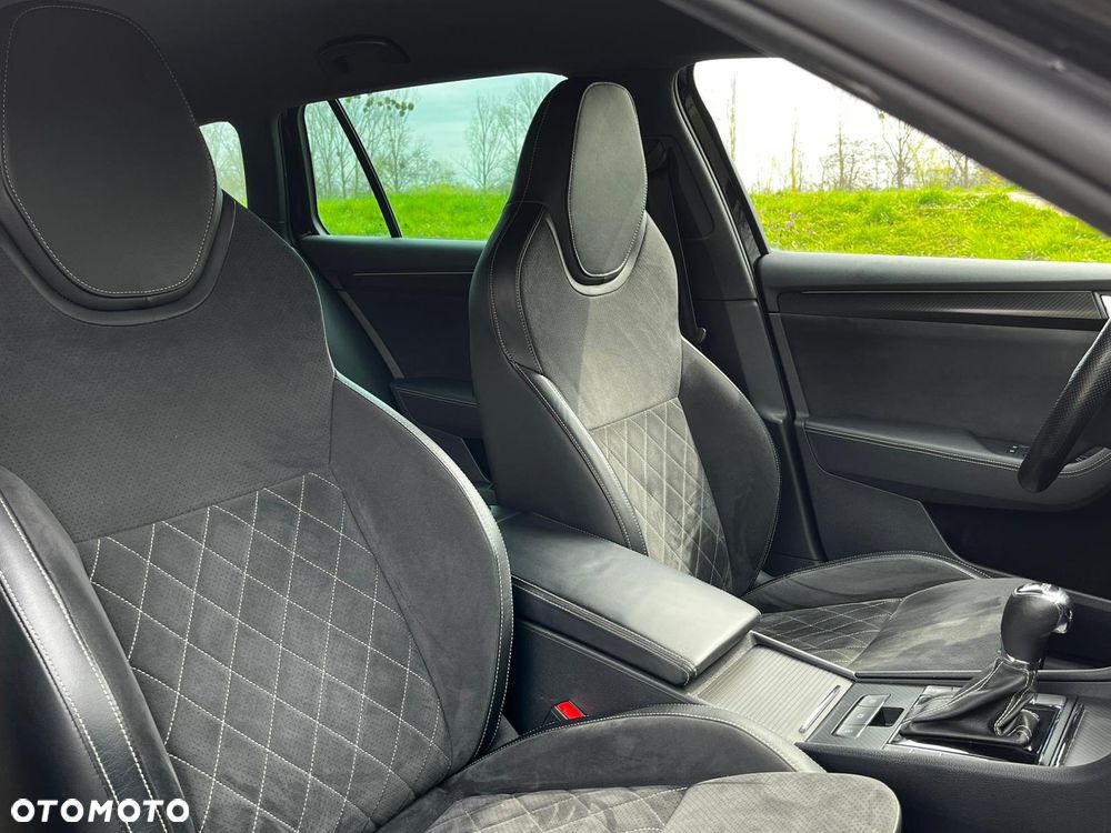 Skoda Superb 2.0 TDI SCR 4x4 Sportline DSG - 30