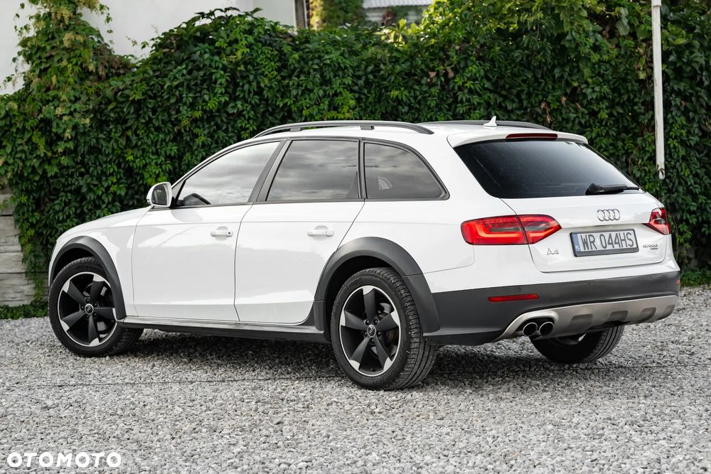 Audi A4 Allroad 2.0 TDI Quattro S tronic - 11