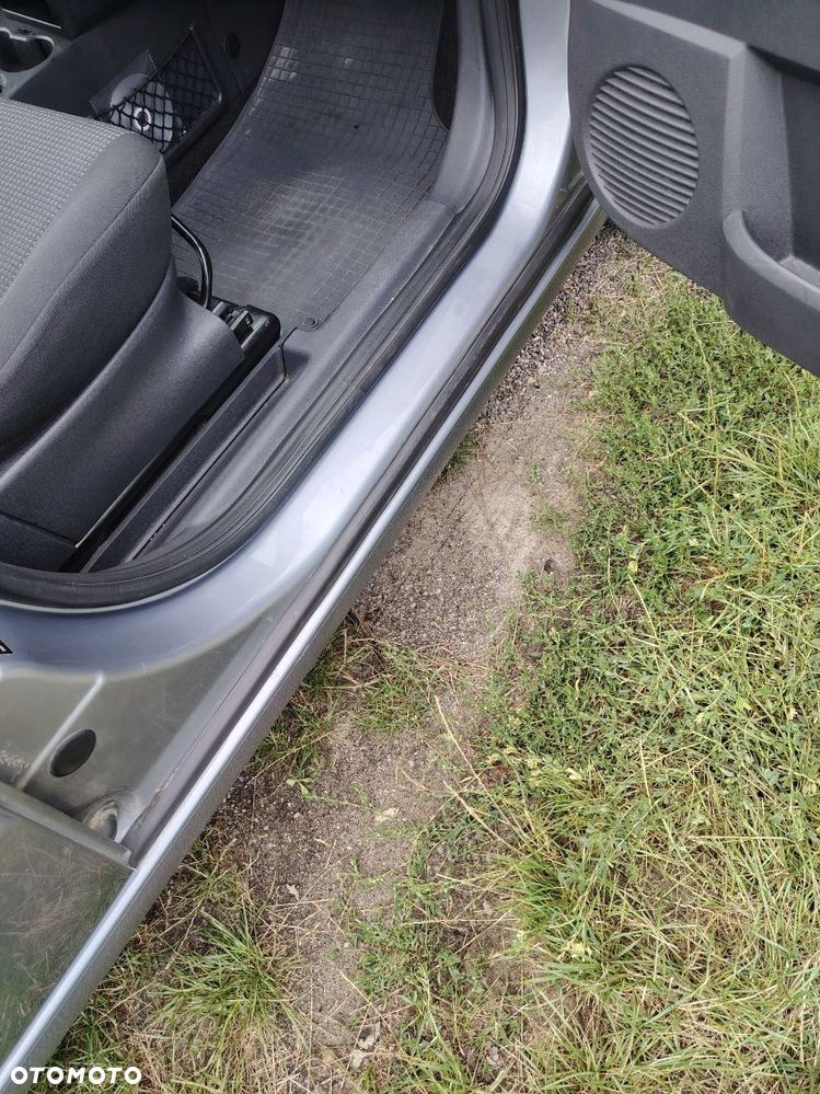 Opel Meriva - 11