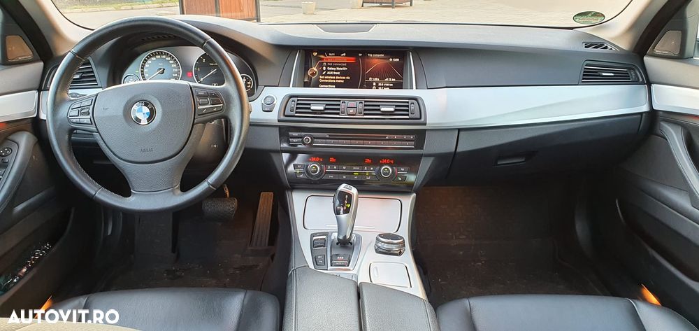 BMW Seria 5 530d xDrive - 16