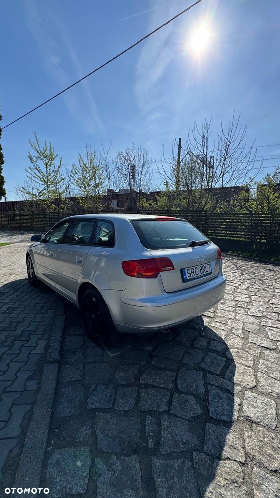 Audi A3 Sportback 2.0 FSI Ambiente Tiptr - 11