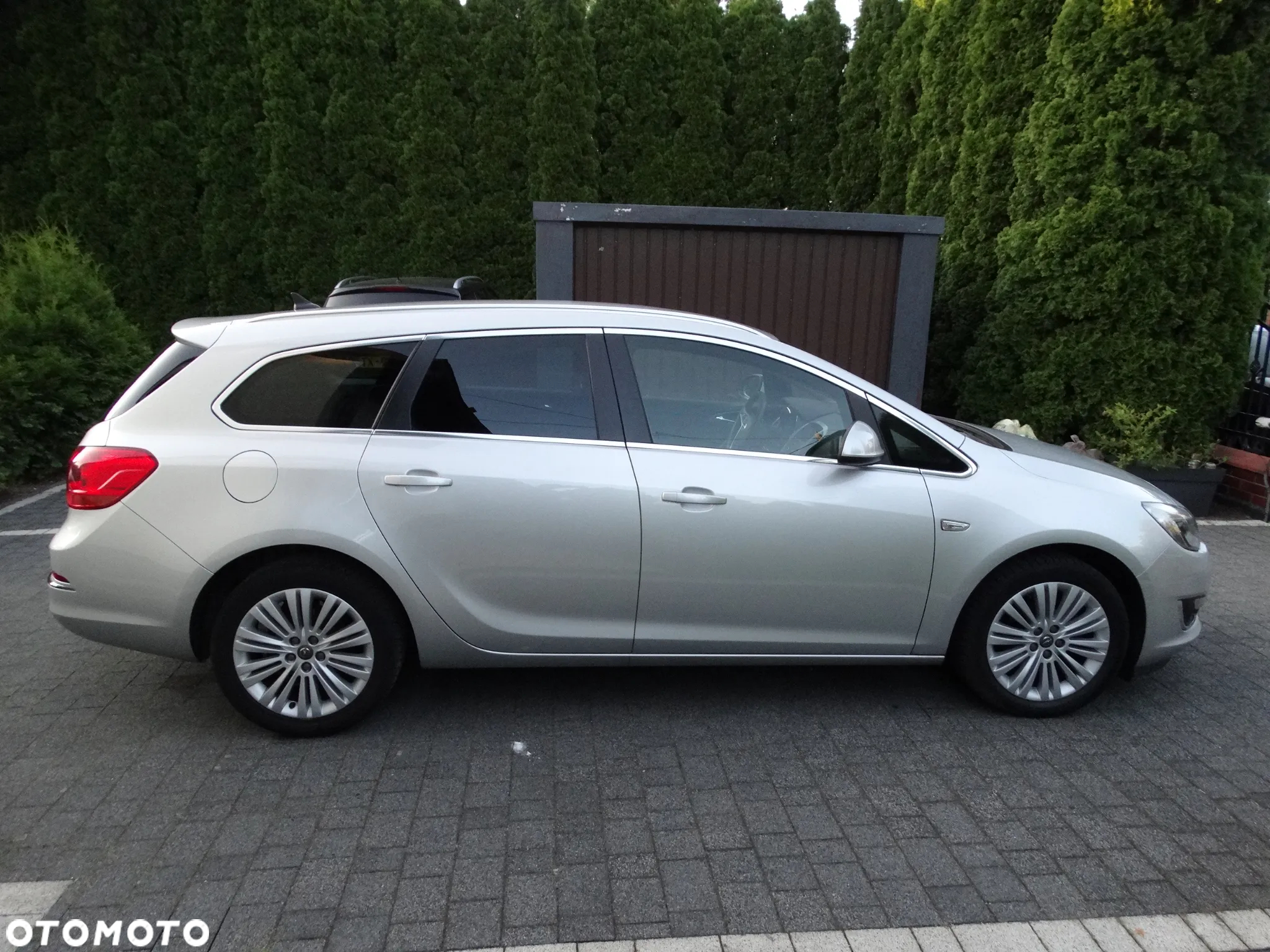 Opel Astra IV 1.4 T Active - 2
