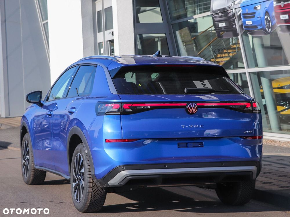 Volkswagen T-Roc - 4