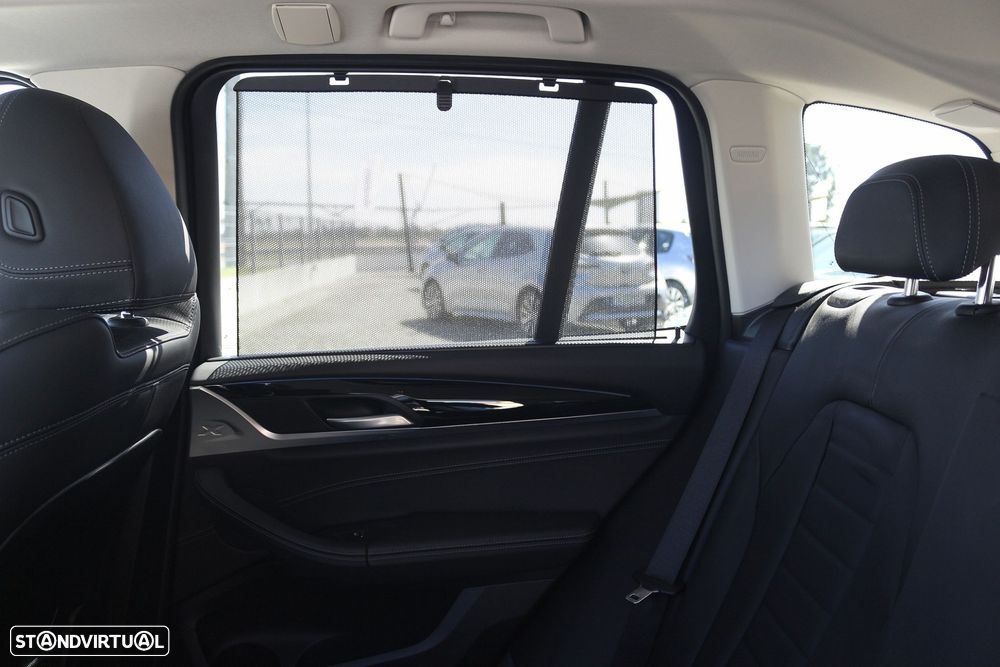 BMW X3 30 e xDrive - 44