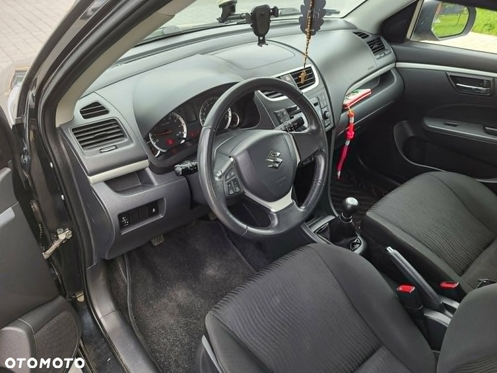 Suzuki Swift - 6