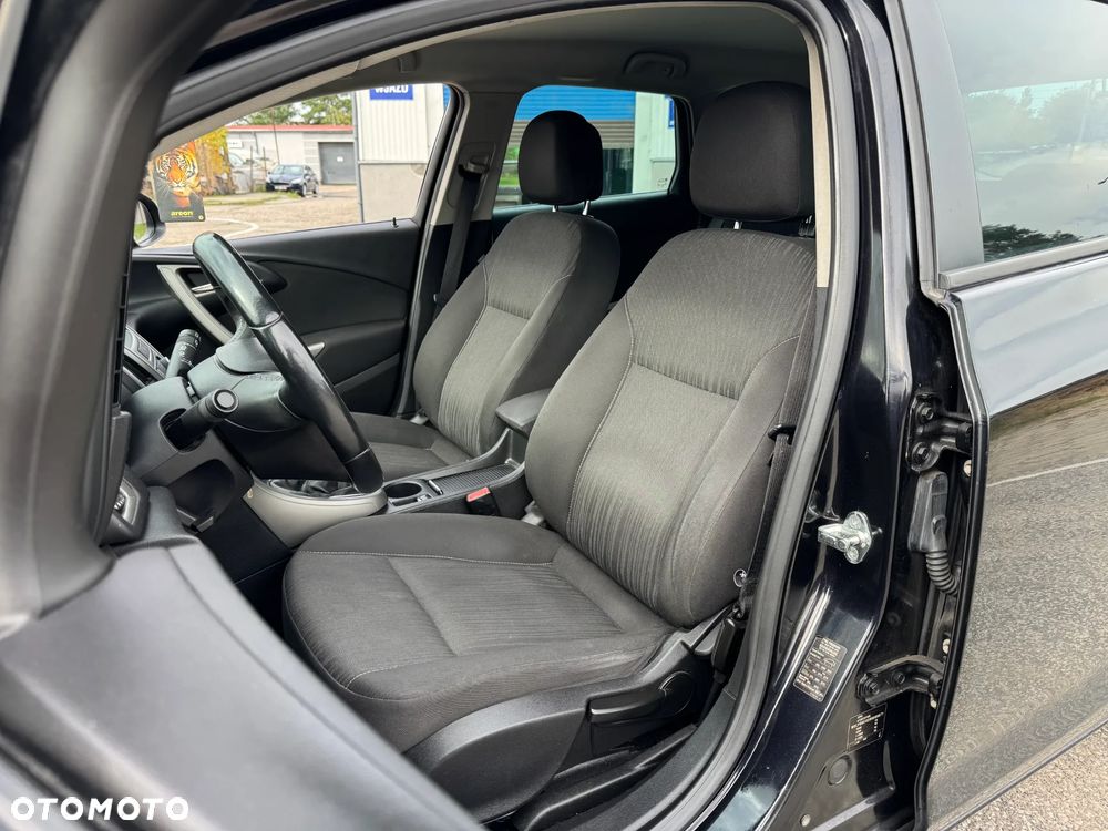 Opel Astra 1.4 Turbo Design Edition - 4