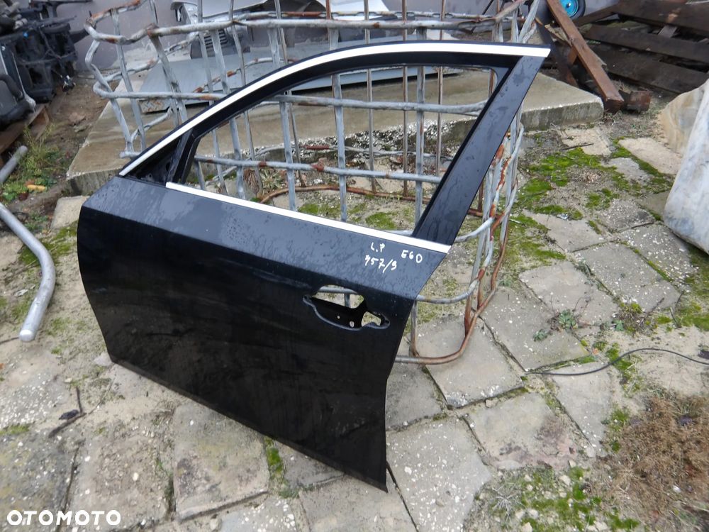 BMW E60 LIFT 07-10 DRZWI LEWE PRZEDNIE - 3