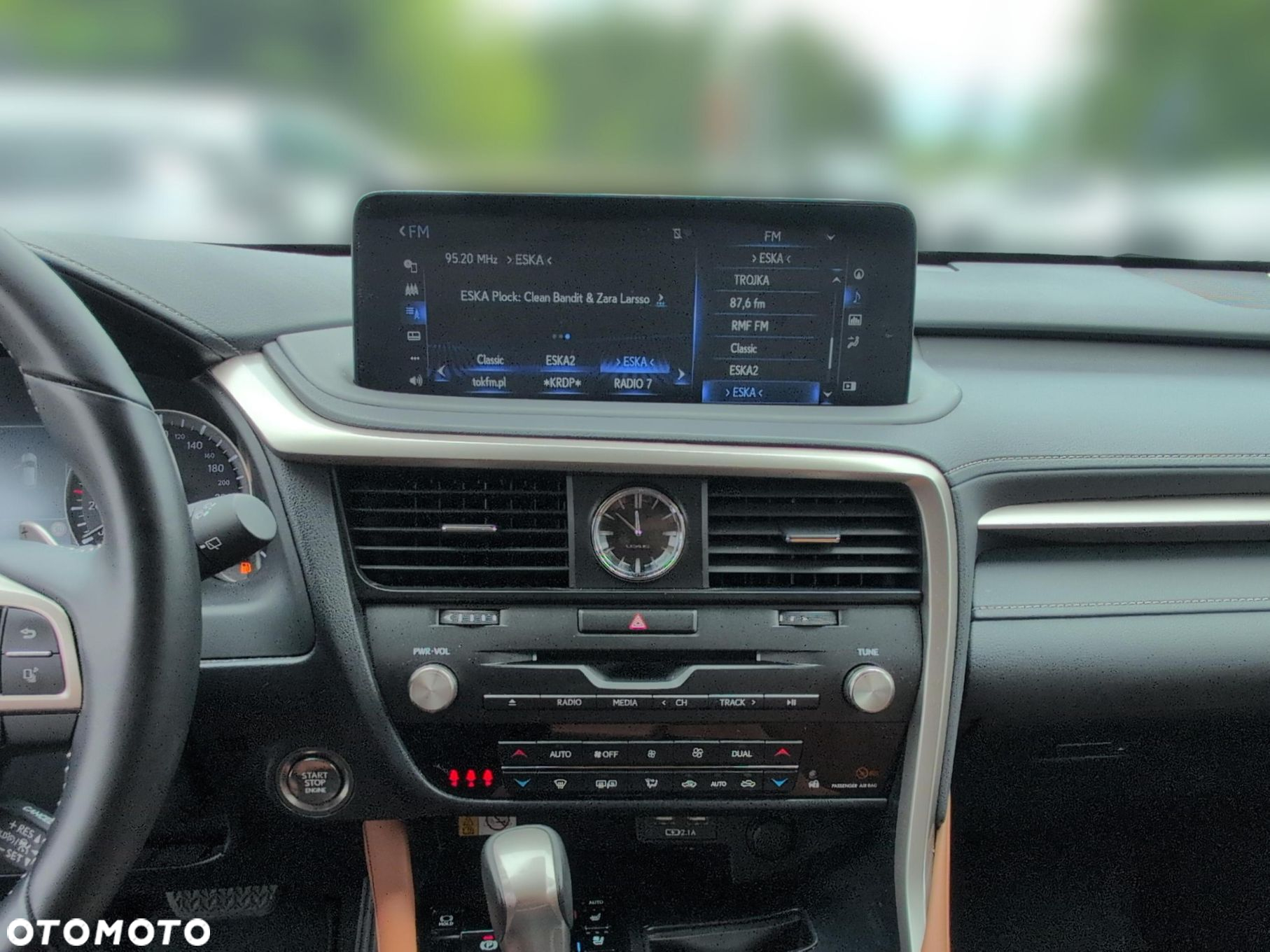Lexus RX - 18