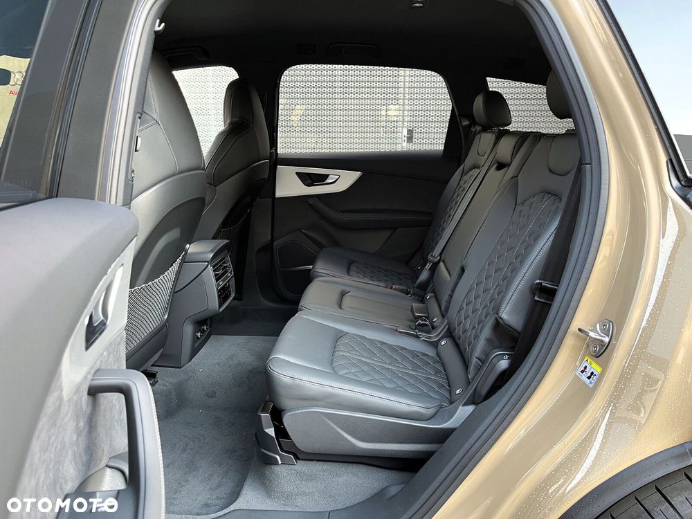 Audi Q7 - 24