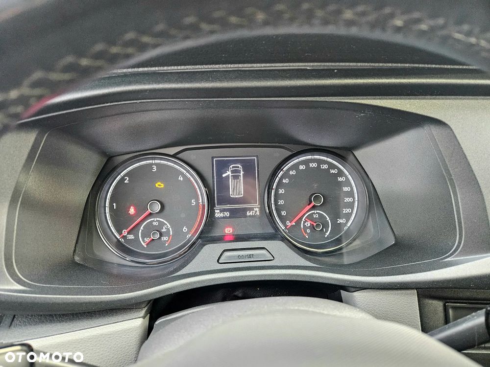 Volkswagen Transporter - 8