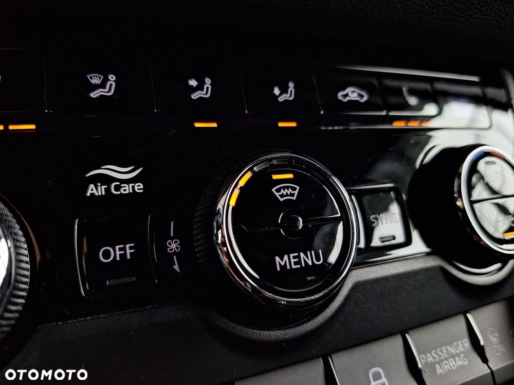Skoda Karoq 1.5 TSI ACT Sportline DSG - 31