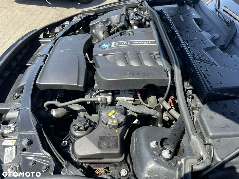 BMW X1 sDrive18d xLine - 14