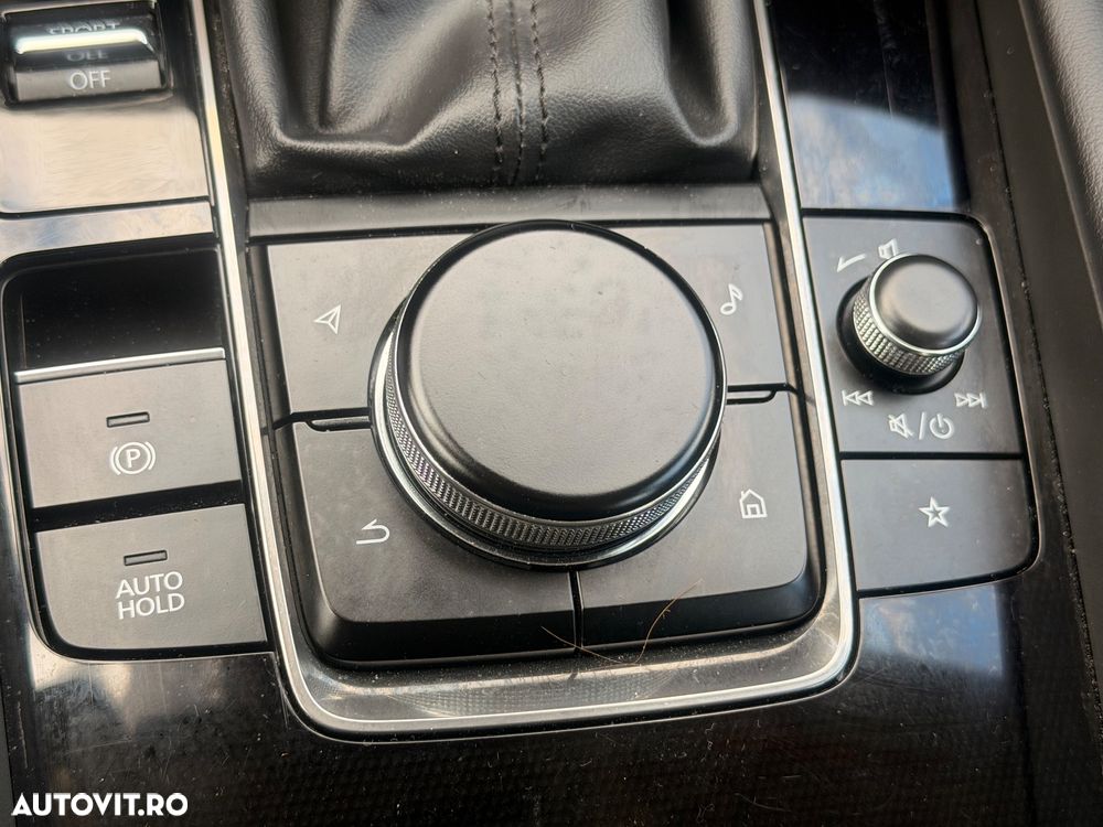 Mazda 3 e-Skyactiv G150 AT MHEV Exclusive-Line - 23