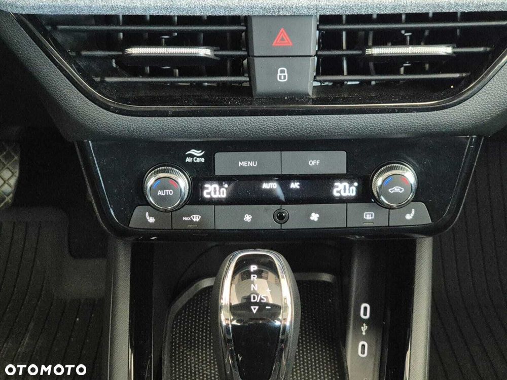 Skoda Kamiq 1.0 TSI Selection DSG - 32