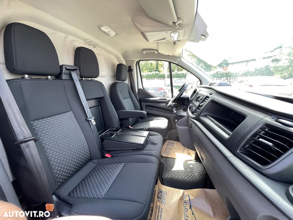 Ford Transit Custom - 8