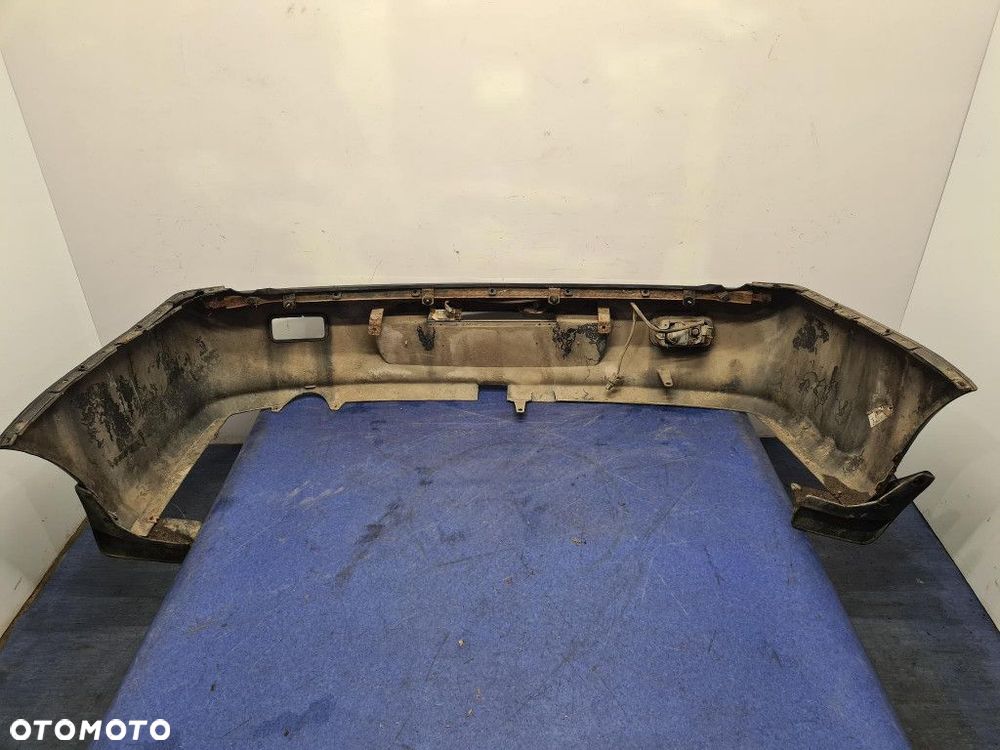 MITSUBISHI LANCER VII KOMBI ZDERZAK TYŁ  X42A - 9