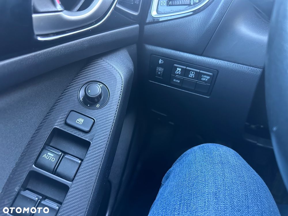 Mazda 3 1.5 D Skyenergy - 24