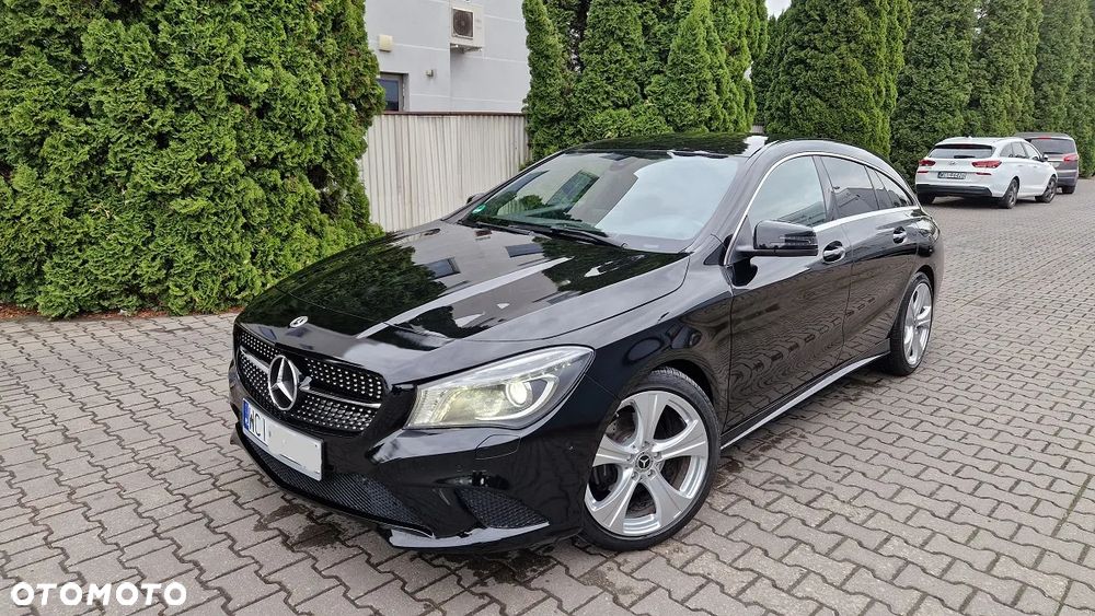 Mercedes-Benz CLA 200 7G-DCT AMG Line - 1