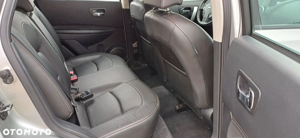 Nissan Qashqai 2.0 4 x 4 tekna - 22