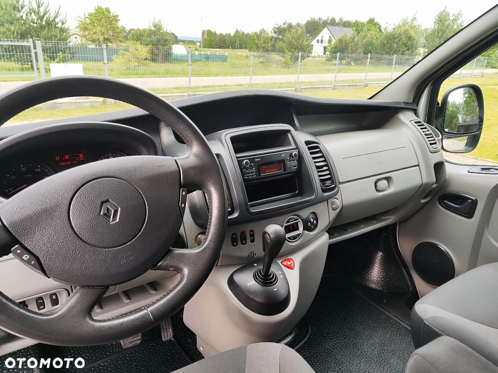 Renault Trafic - 15