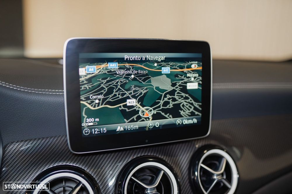 Mercedes-Benz GLA 200 - 39