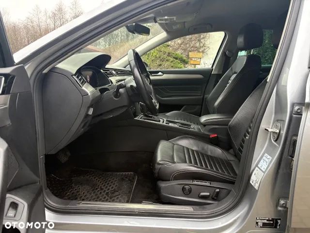Volkswagen Passat 2.0 TDI 4Mot Elegance DSG - 7