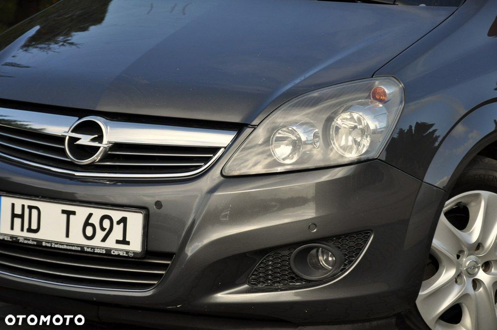 Opel Zafira - 12