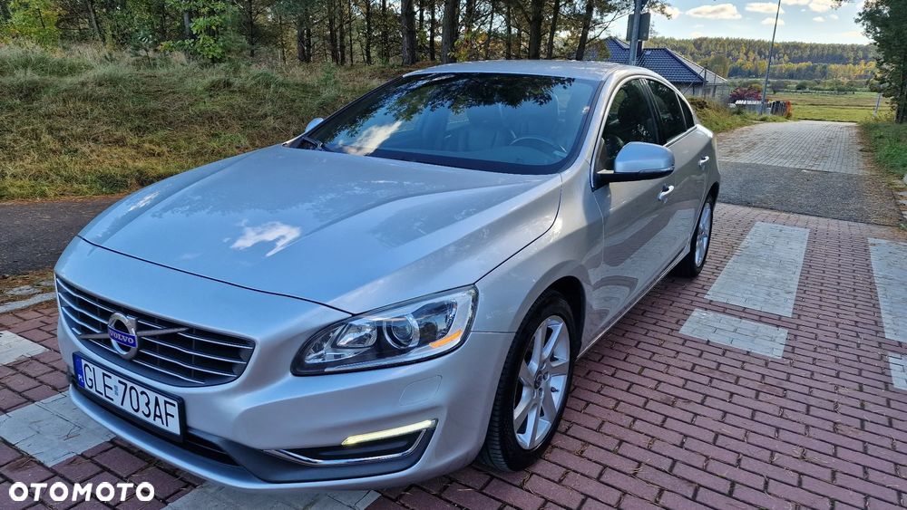 Volvo S60 D4 Summum - 1