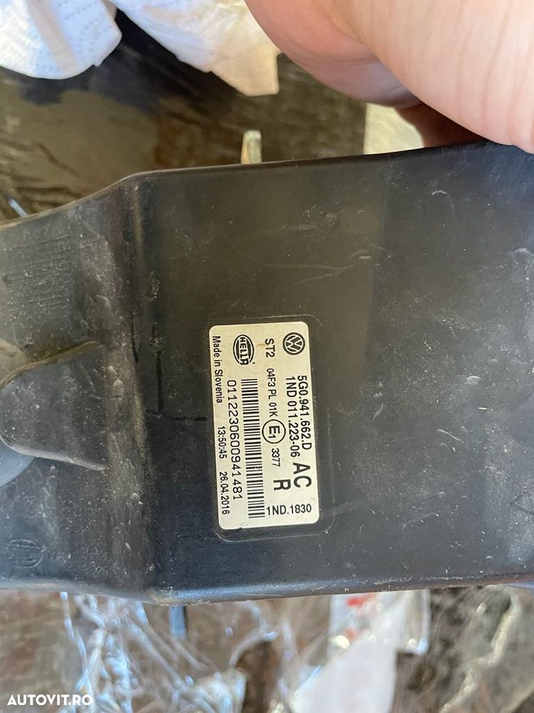 Proiector dreapta Volkswagen Golf 7 - 4