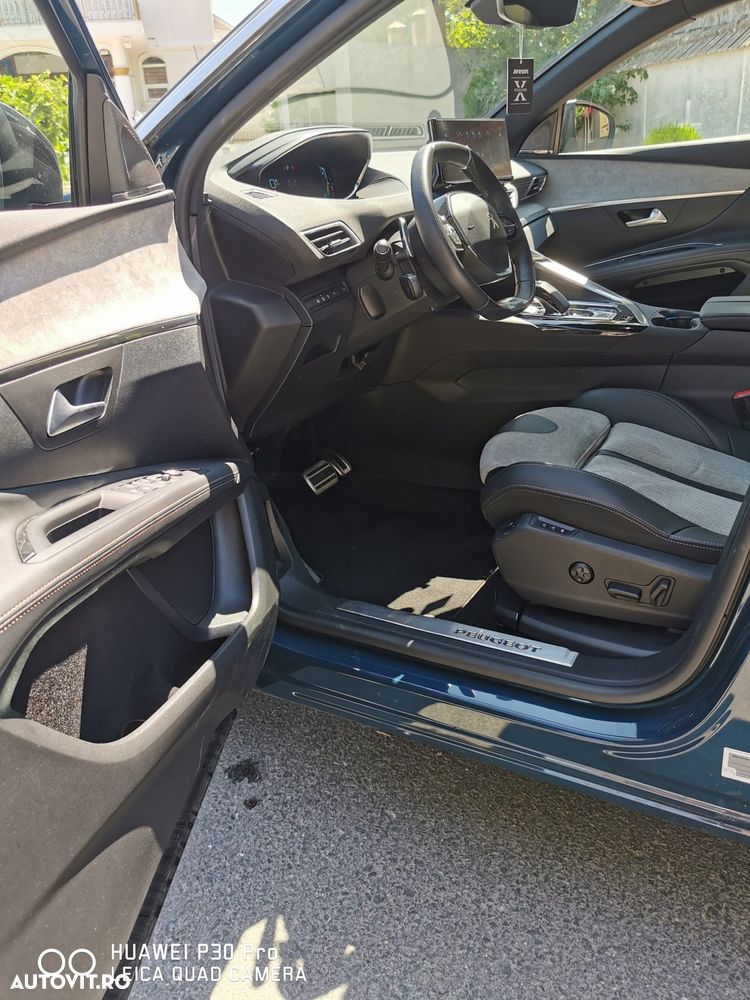 Peugeot 3008 PHEV 300 EAT8 4X4 GT - 11