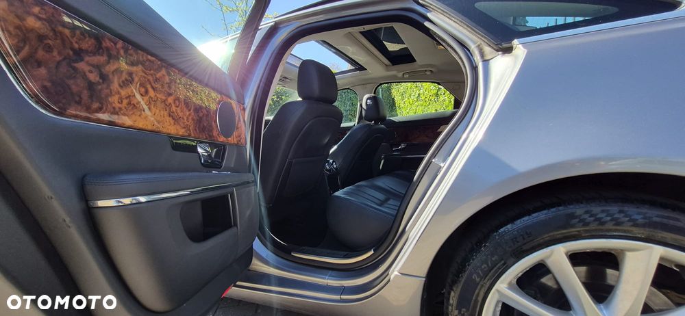 Jaguar XJ 3.0 V6 S Luxury - 17