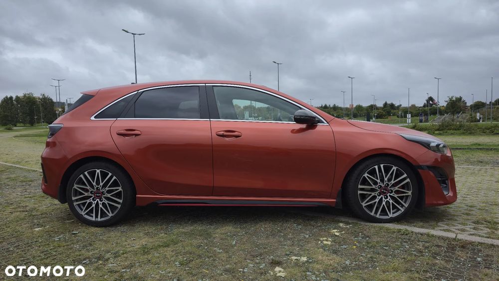 Kia Ceed 1.6 T-GDI GT DCT - 4