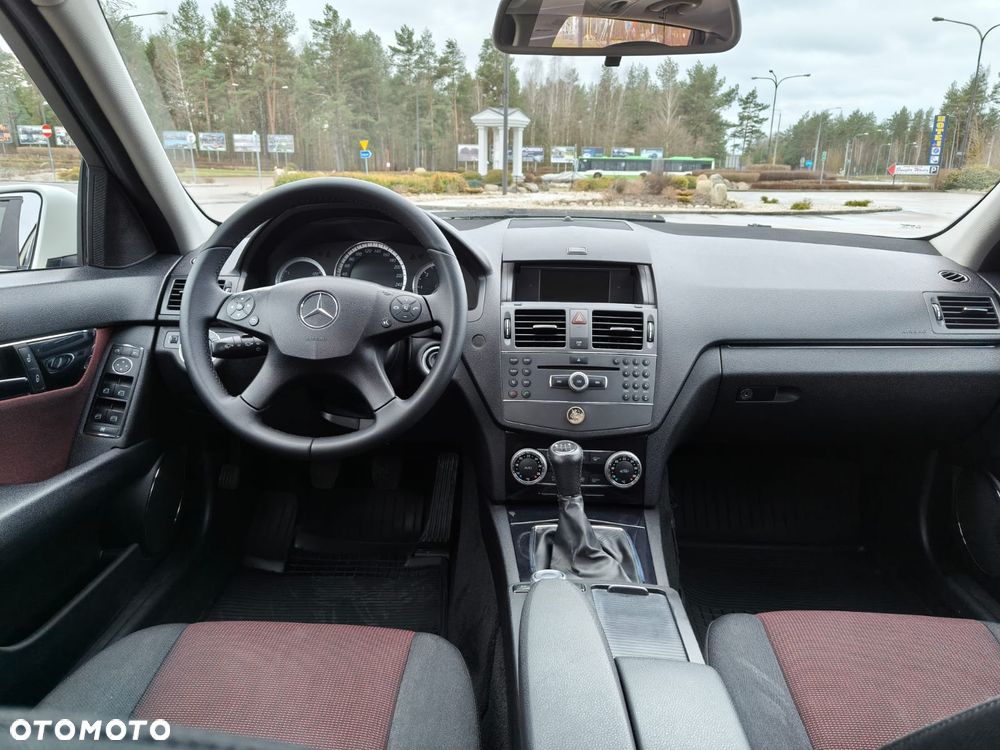 Mercedes-Benz Klasa C - 23
