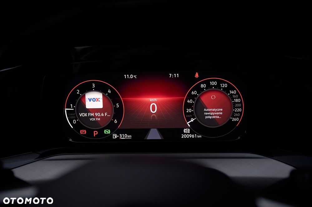 Volkswagen Golf - 33
