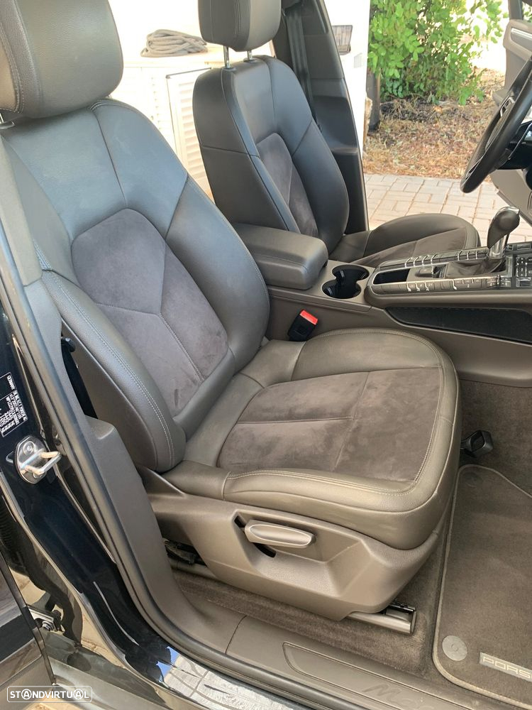 Porsche Macan Standard - 23
