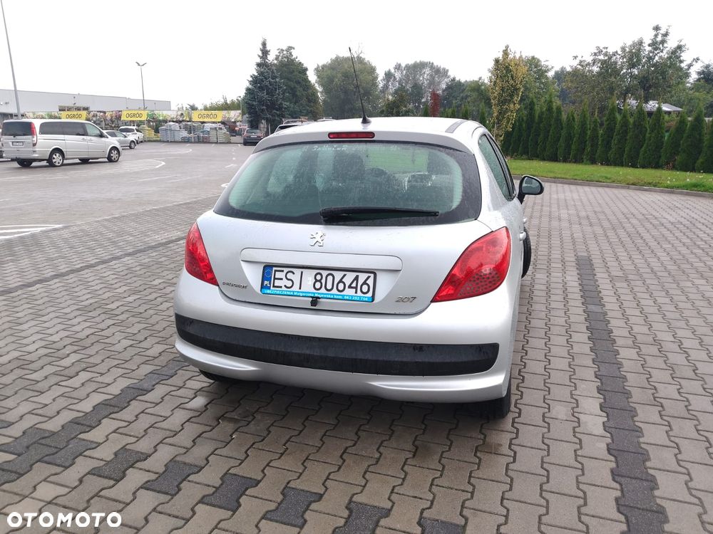 Peugeot 207 1.4 16V Presence - 3