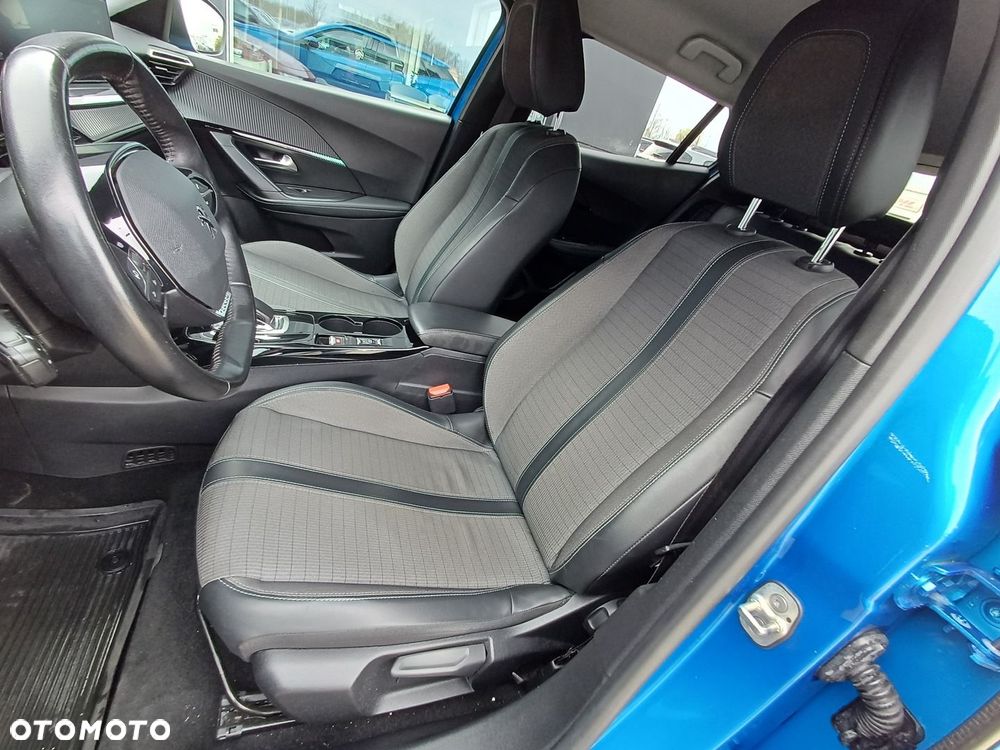 Peugeot 2008 - 13