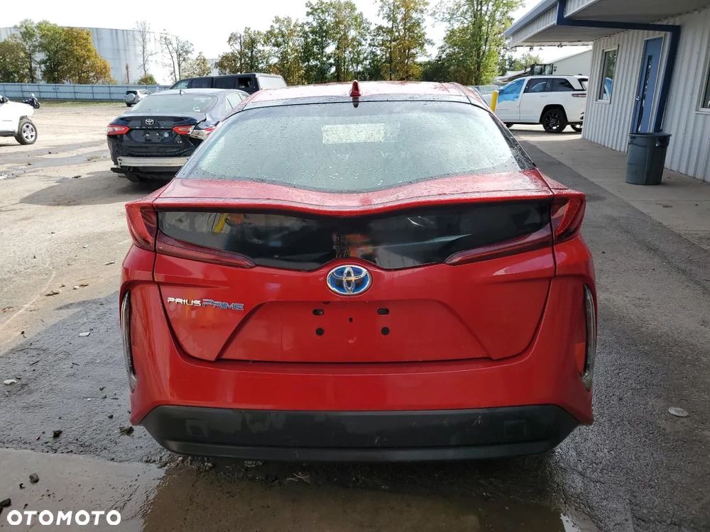 Toyota Prius - 6