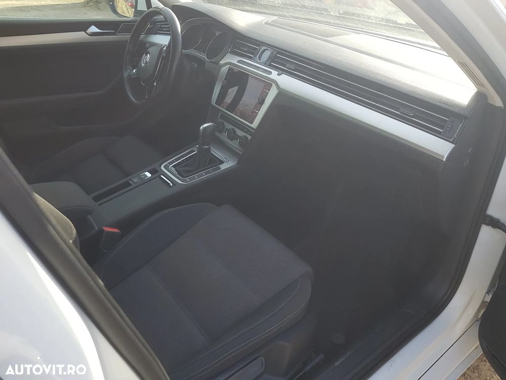 Volkswagen Passat 2.0 TDI SCR DSG Elegance - 7