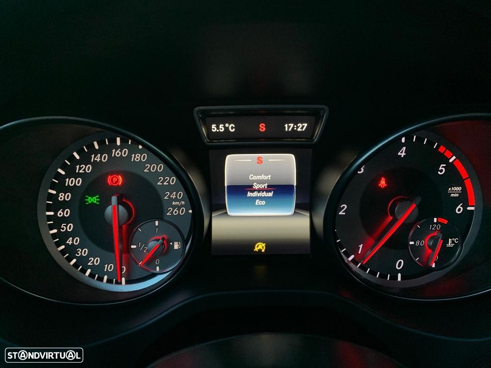 Mercedes-Benz CLA 180 - 19