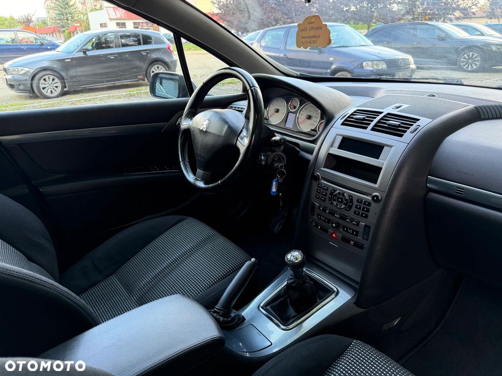 Peugeot 407 - 27