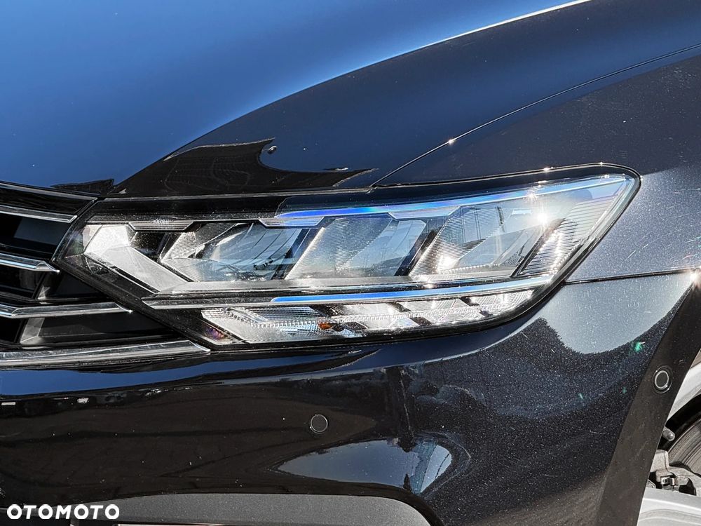 Volkswagen Passat 2.0 TSI Elegance DSG - 9