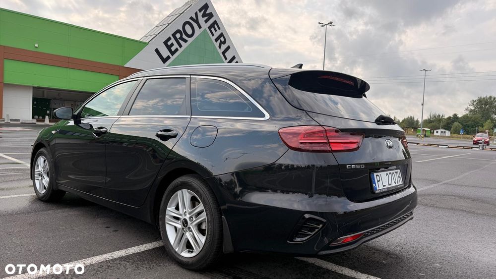 Kia Ceed 1.6 CRDi SCR M - 6
