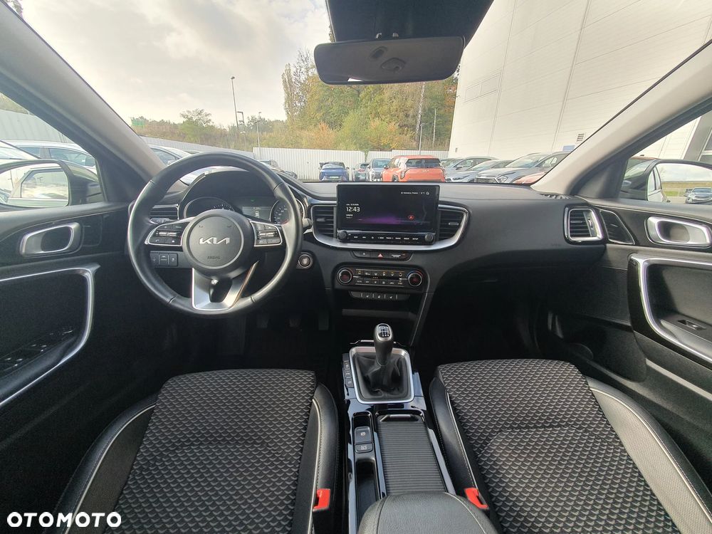 Kia Ceed 1.5 T-GDI Tribute - 28