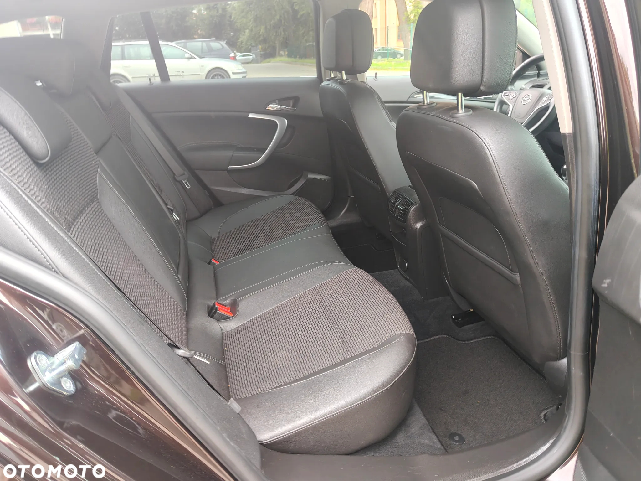 Opel Insignia 2.0 CDTI Sports Tourer ecoFLEXStart/Stop Business Innovation - 12
